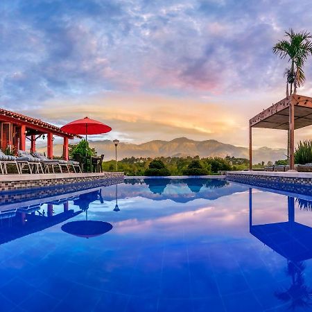 Hotel Campestre Solar De La Luna Albania  Exterior foto