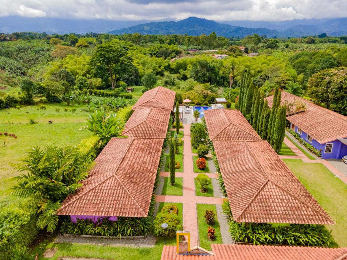 Hotel Campestre Solar De La Luna Albania  Exterior foto