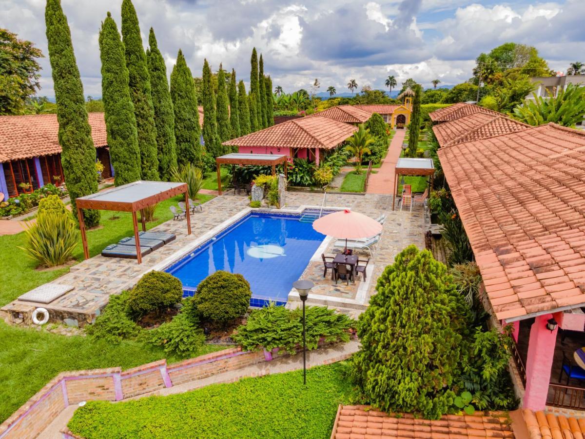 Hotel Campestre Solar De La Luna Albania  Exterior foto