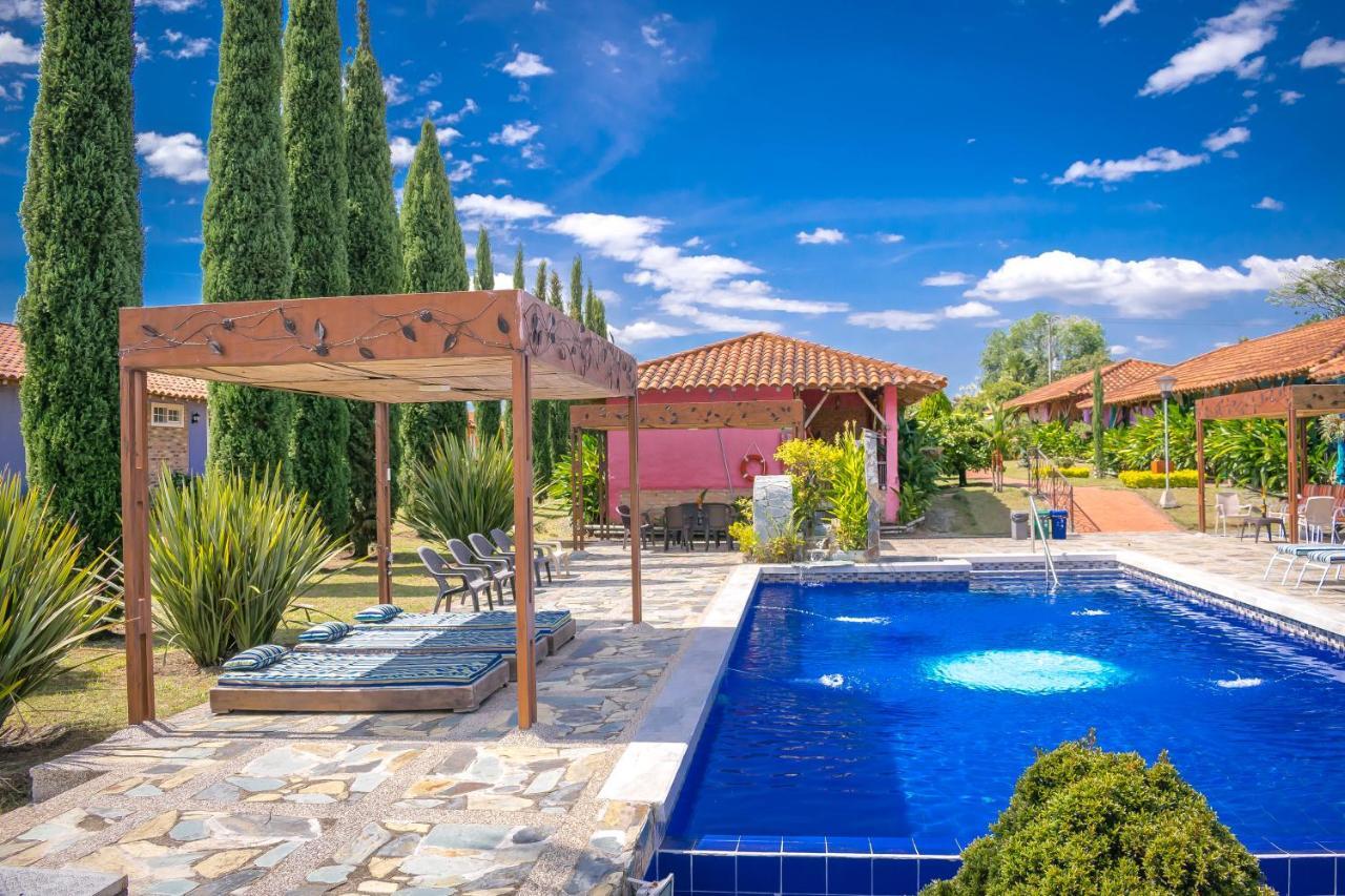 Hotel Campestre Solar De La Luna Albania  Exterior foto